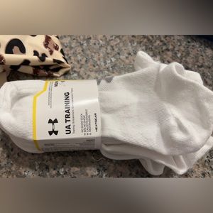 Under armor socks
